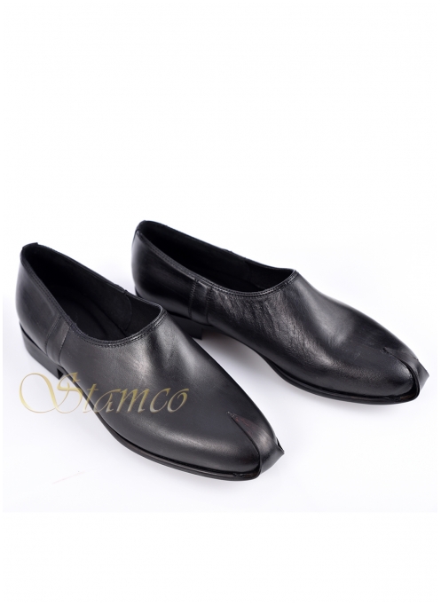 Δερμάτινα Παπούτσια Παραδοσιακά